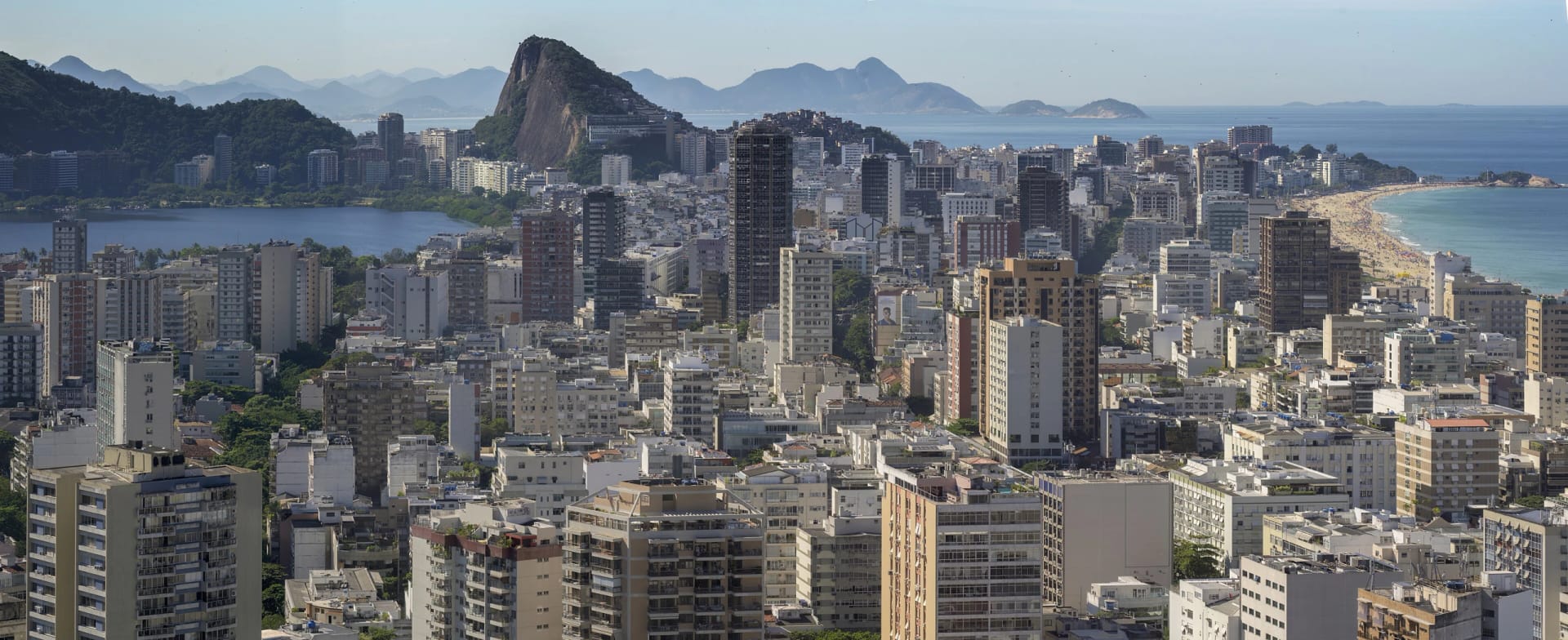 Fotografia panorâmica do Rio de Janeiro, lagoa e orla